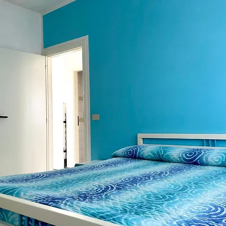 Fano, Trilocale Con Portico A 30mt Dal Mare - F001 דירה