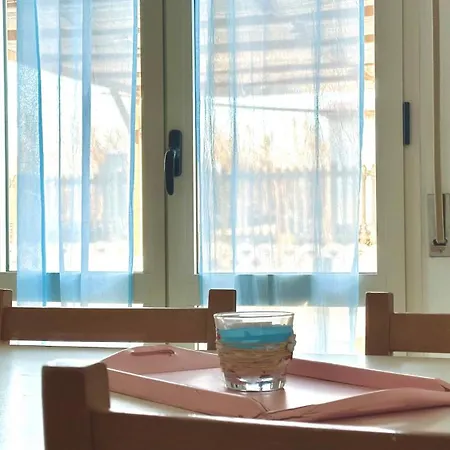 Fano, Trilocale Con Portico A 30mt Dal Mare - F001 דירה *