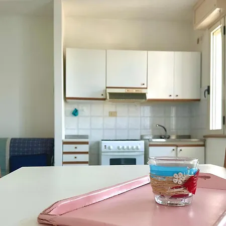 דירה Fano, Trilocale Con Portico A 30mt Dal Mare - F001 פאנו