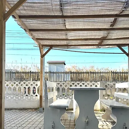 Fano, Trilocale Con Portico A 30mt Dal Mare - F001 פאנו